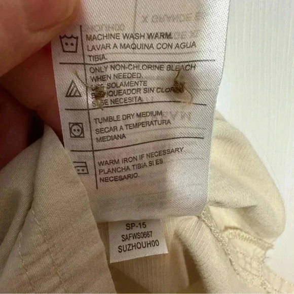 Field & Stream  Button Down Fishing Shirt Short Sleeved Cream Size Extra Large - Picture 7 of 16